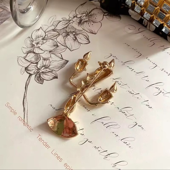 Candle Holder Beauty&Beast Gold Brooch - Picture 13 of 16